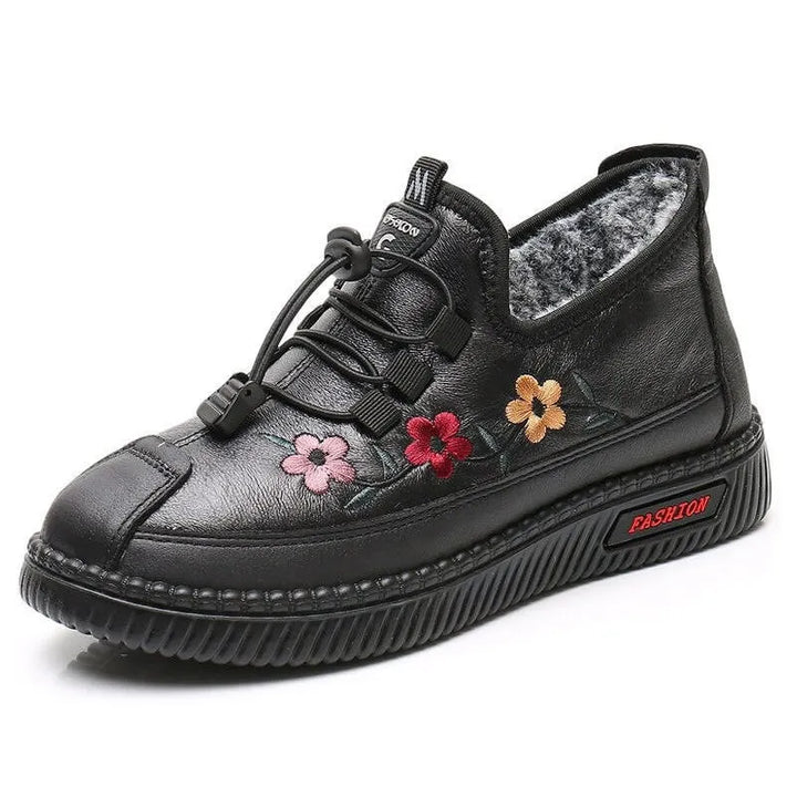 Jaruwan – Mit Fell Gefütterte Stiefeletten mit Blumenstickerei