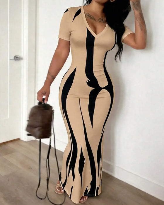 Vionia – Eng Anliegendes Gestreiftes Kleid Mit V-Ausschnitt