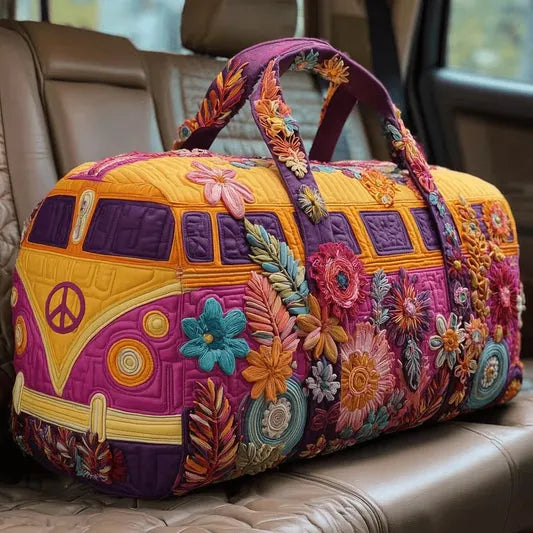 RetroBloom – Gesteppte Reisetasche mit Vintage Wohnmobil Motiv