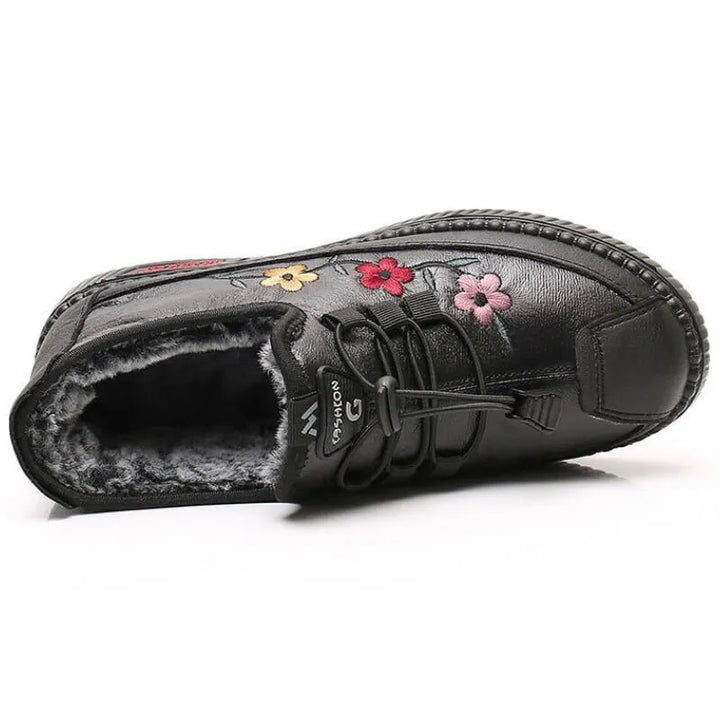 Jaruwan – Mit Fell Gefütterte Stiefeletten mit Blumenstickerei